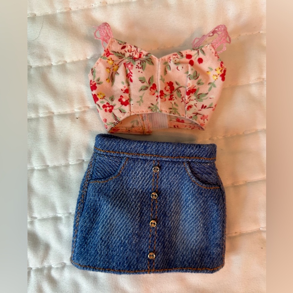 Handmade Barbie clothes from Etsy. Too big for my Blythe dolls